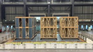 谷川建設、E-ディフェンスで木造住宅構造体の実大振動実験を実施