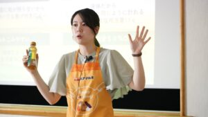 ハナマルキと横浜市不老町地域ケアプラザが65歳以上向けに減塩講座を開催