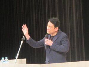 山梨県が富士山古の登山道の魅力伝える講演会を開催 野口健氏らが登壇
