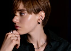 Hirotakaがパールとゴールドのピアス3型を揃えたパンクチャーを発売