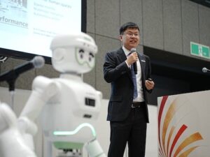 CP AI Robotics、小売向けフィジカルAIを発表 自社調べで世界初