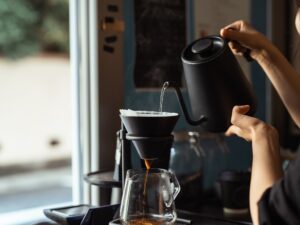 de.coffee roastersが法人向け出張バリスタ＆ポットサービスを開始