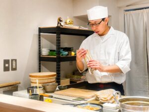 自由が丘に鮨 とも縁オープン 10年の経験持つ29歳料理人が独立