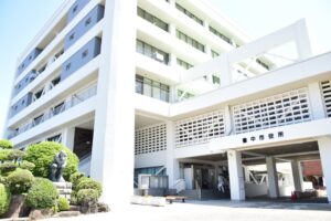豊中市が生成AI子育て相談チャットボットを導入へ