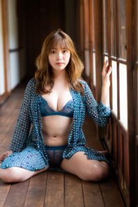 千咲ちなのファースト写真集 海街ロマンスが10月26日に発売