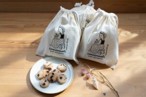 洋菓子のプルミエールがシンシナティ美術館展のオリジナルクッキーを手がける