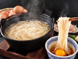 煮込み屋 炎家が津久井のせき麺を使った地獄炊きを10月15日より提供開始