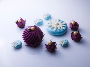 コンラッド大阪がアート着想のクリスマスケーキなど予約受付を10月29日開始へ