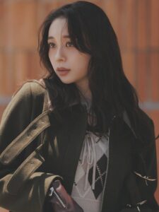 RESEXXYが田鍋梨々花起用の冬WEBカタログを10月29日に公開へ