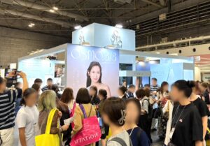 健創ファクトリーとBAKUCHIS、新ブランドOSMO.3/3を展示会でお披露目