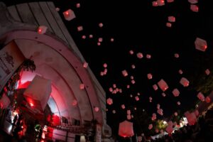 代々木公園 SKY LANTERN NIGHT初開催、限定200個のランタン完売