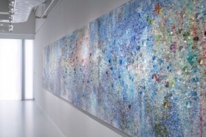 清川あさみと名和晃平の二人展が12月27日まで会期延長 銀座などで展示