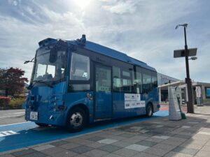 KDDIなど9者、長野県塩尻市でL4S技術を活用した自動運転遠隔監視の実証へ